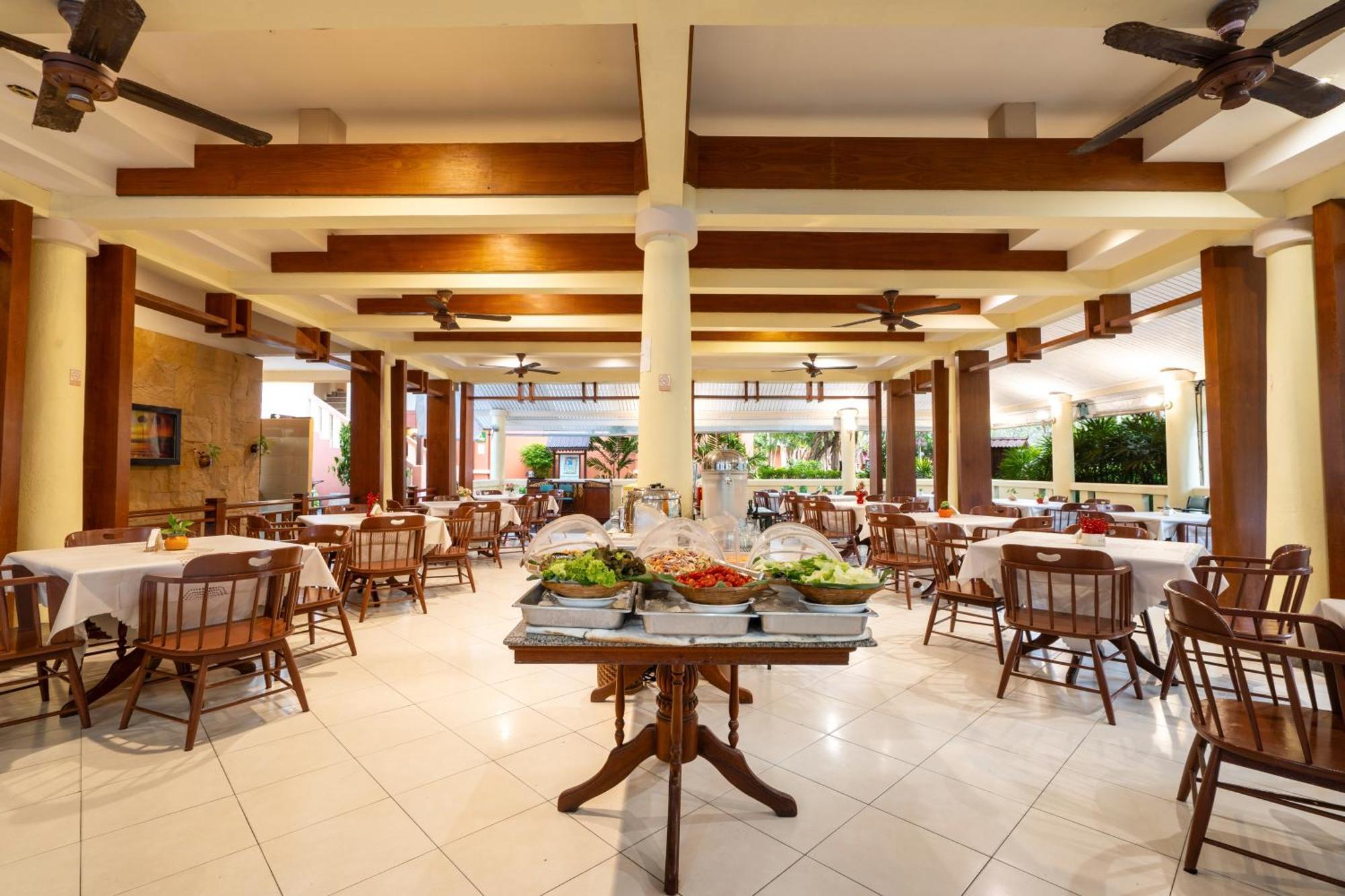 Phuket Leelavadee Hua Ting Resort Patong Exterior photo