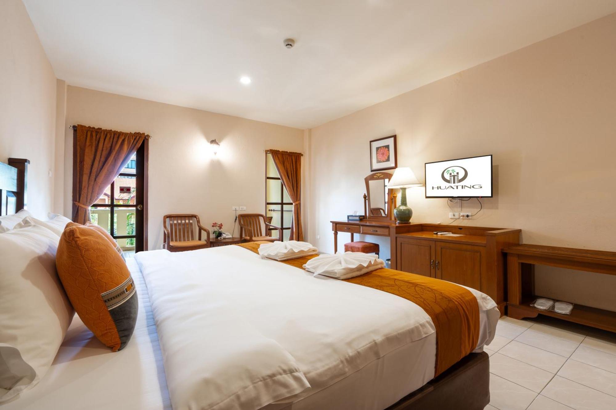 Phuket Leelavadee Hua Ting Resort Patong Exterior photo