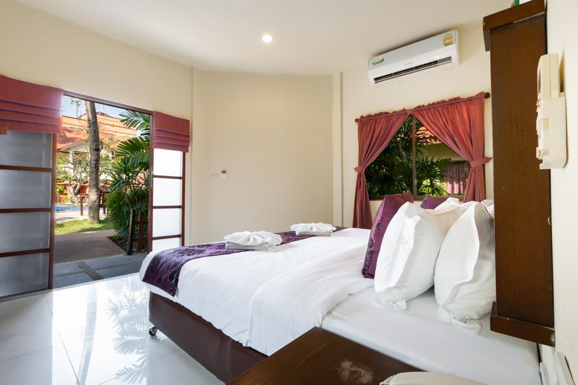 Phuket Leelavadee Hua Ting Resort Patong Exterior photo